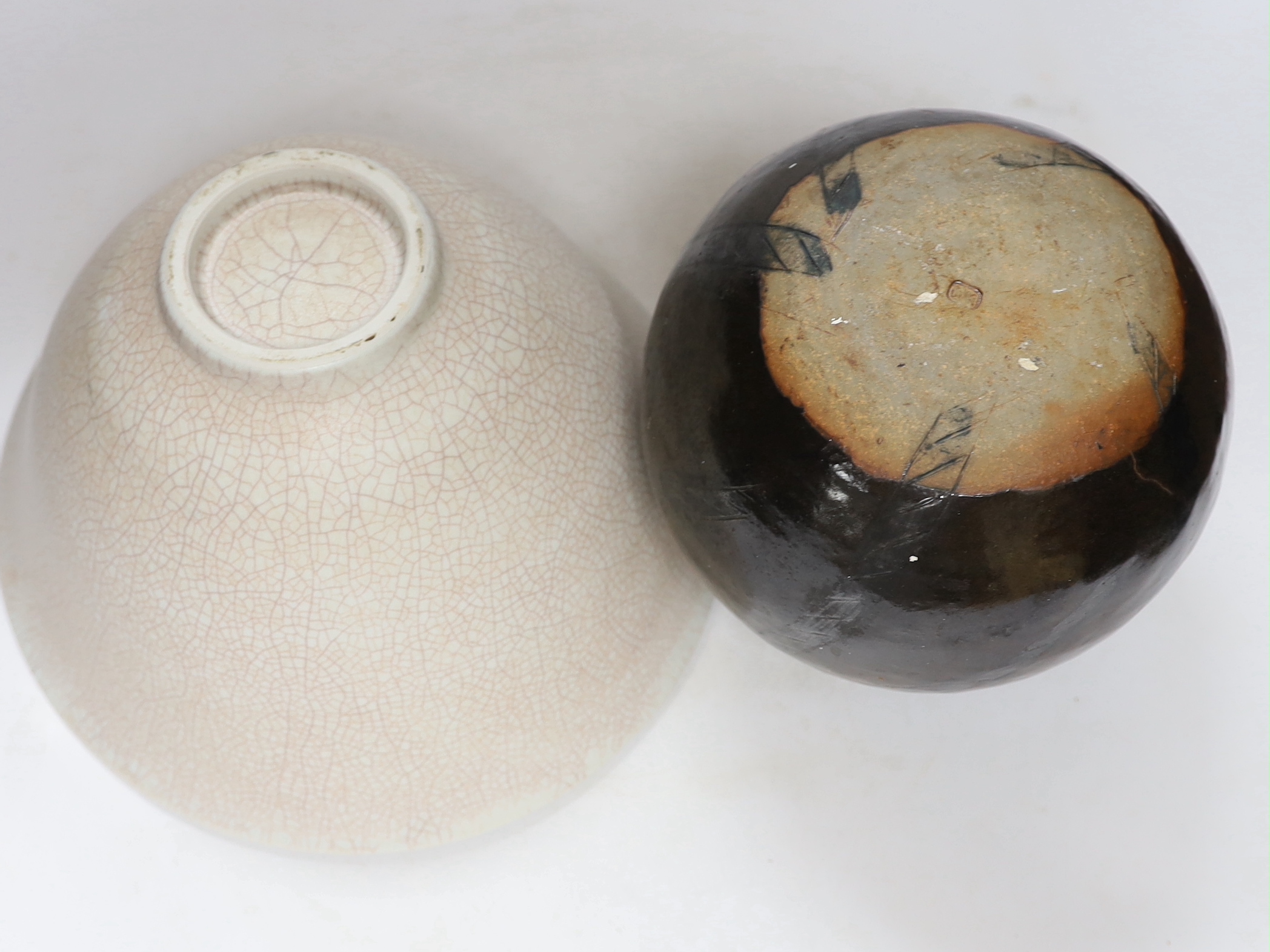 Tim Andrews, a bowl and a studio pottery crackleware vase, tallest 19cm high